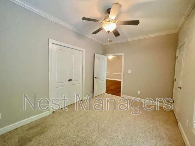 Building Photo - 206 Fountainhead Ln
