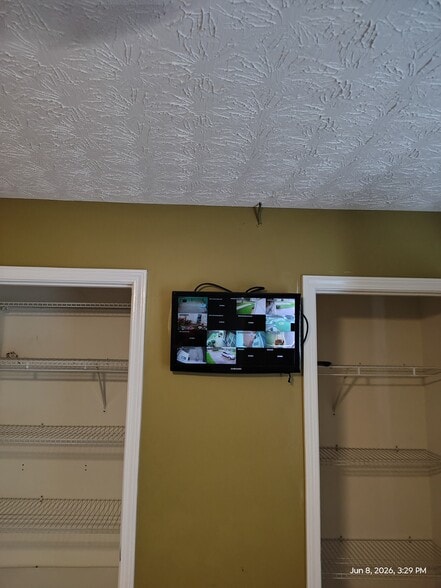 Security Cameras - 1359 River Club Dr NE