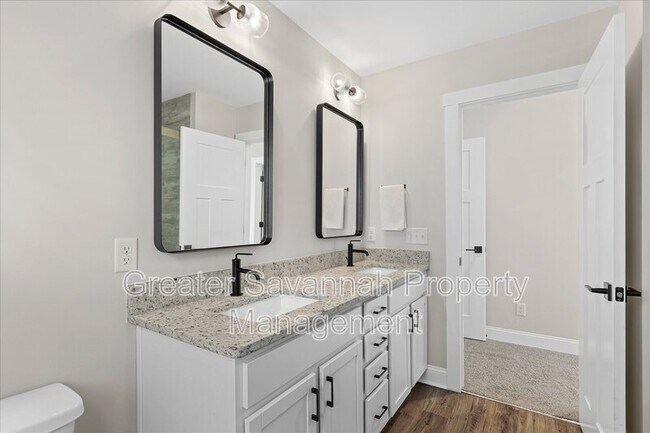 Building Photo - 45 Grove Park Dr