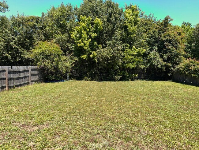 Building Photo - Charming 3-Bedroom Home in Horn Lake-Comfort & Convenience Await!