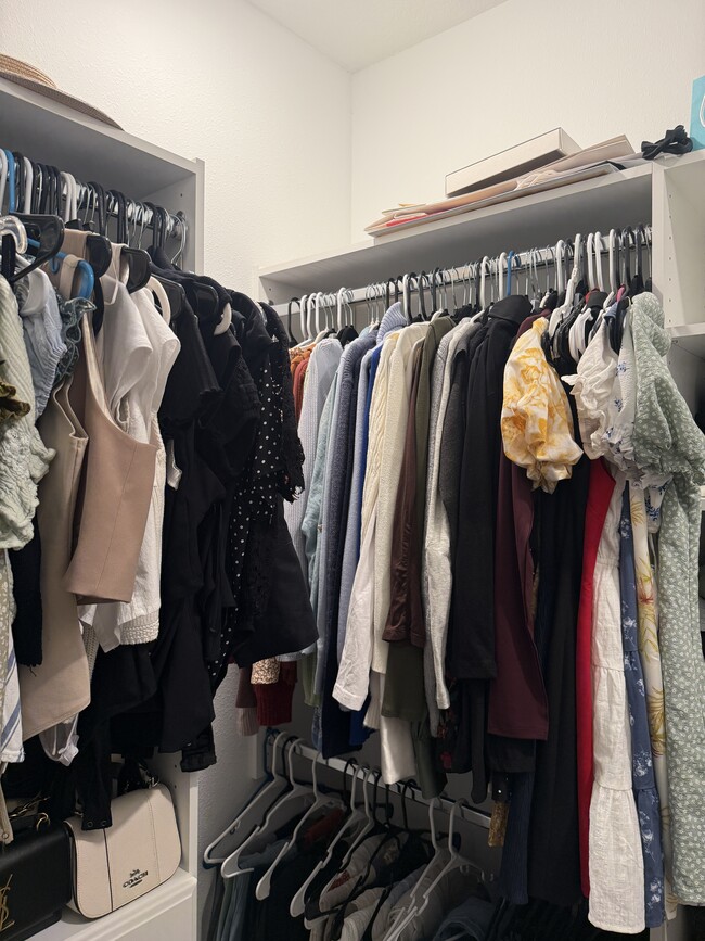 Building Photo - 337 Bogey Dr