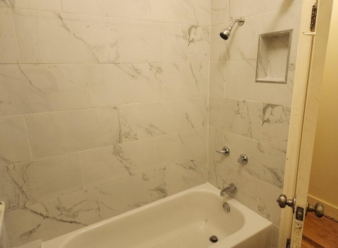 Bathroom - 290 2nd Ave
