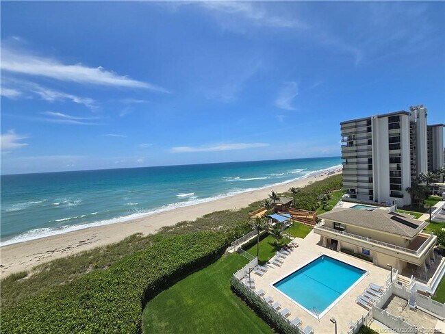Building Photo - 10600 S Ocean Dr