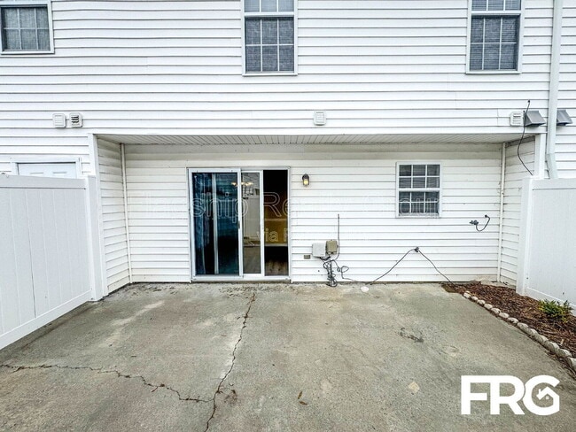 Building Photo - 3908 Sterling Pointe Dr