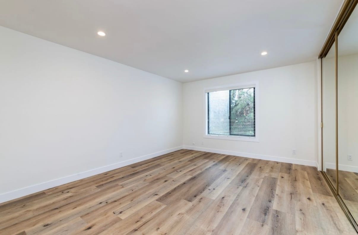 Building Photo - 4524 Tujunga Ave