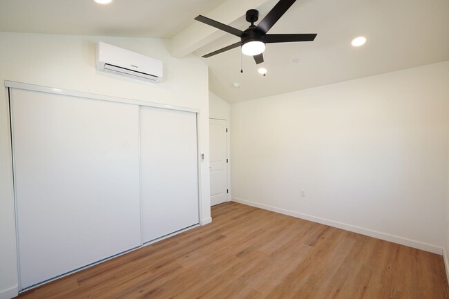 Building Photo - 4805 Charlotte Way