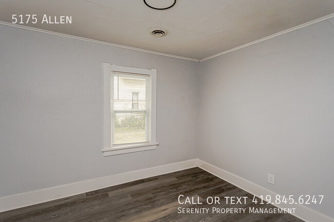 Building Photo - 5175 Allen-