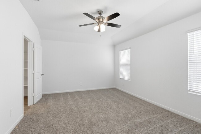 Building Photo - New Home Ready for September Move-In!