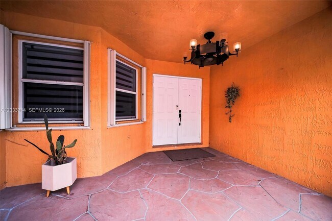 Building Photo - 685 SW 198th Terrace