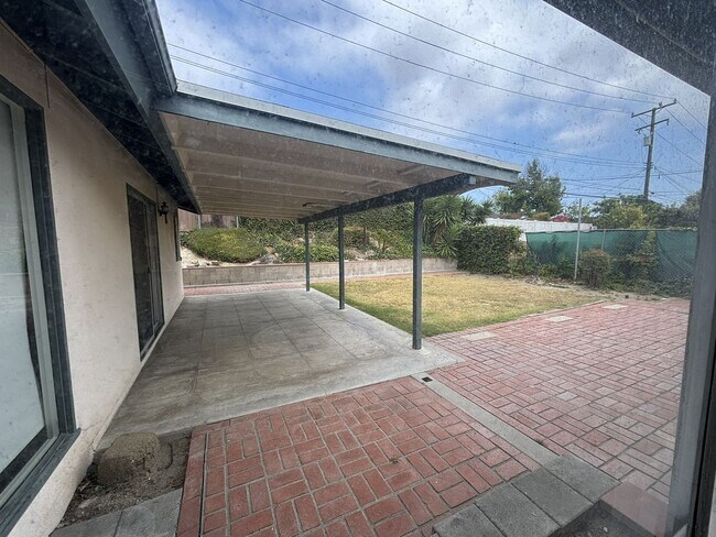 Building Photo - 12704 Grayling Ave