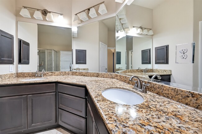 Building Photo - 18011 Begbie Path