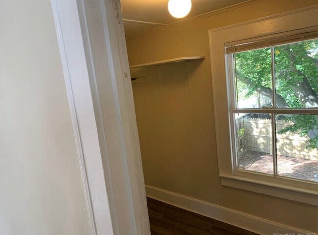 Building Photo - 35 Judson Ave