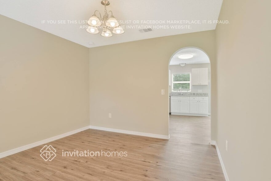 Building Photo - 10 Tamiami Way