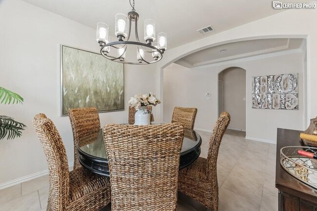 Building Photo - 920 Arvada Dr