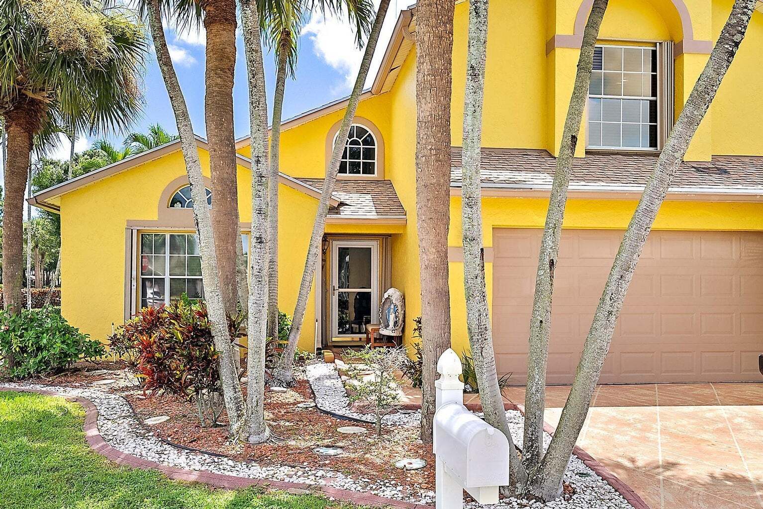 Building Photo - 119 Hammocks Dr