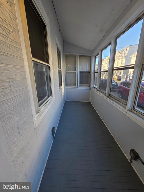 Building Photo - 340 Middlesex St