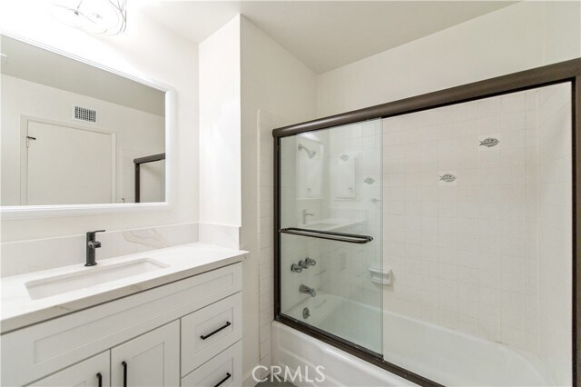 Building Photo - 13381 Del Cerro Dr