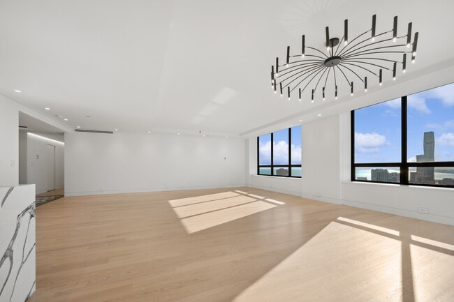 Building Photo - 180 E Pearson St