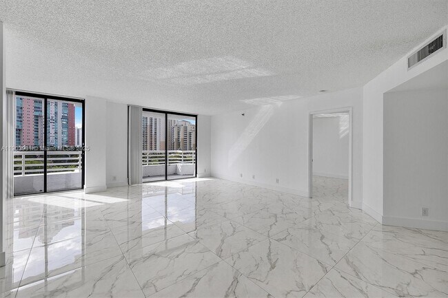 Building Photo - 3300 NE 192 St