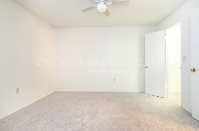 Building Photo - 642 Dory Ln