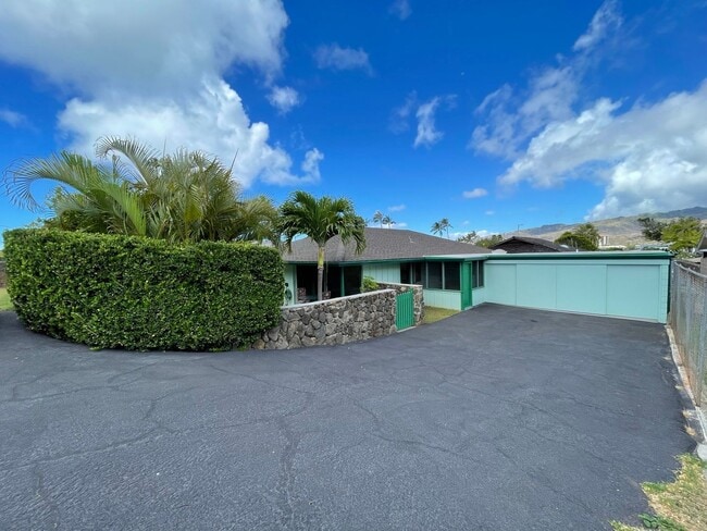 Primary Photo - 282 Lunalilo Home Rd