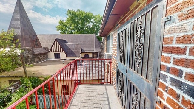 Building Photo - 85-18 Lefferts Blvd