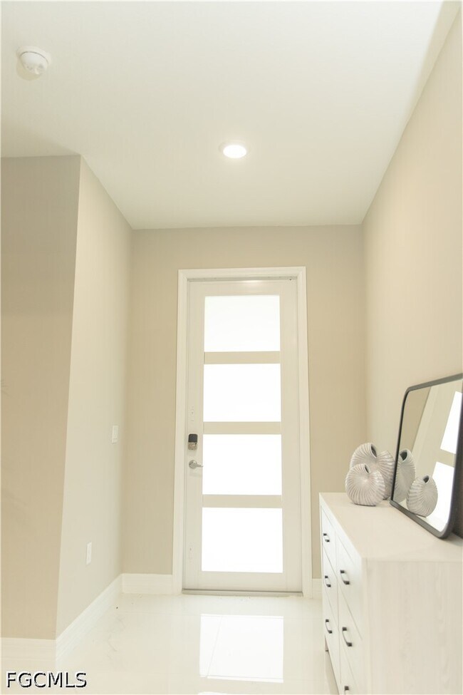 Building Photo - 1228 Chrisholm St