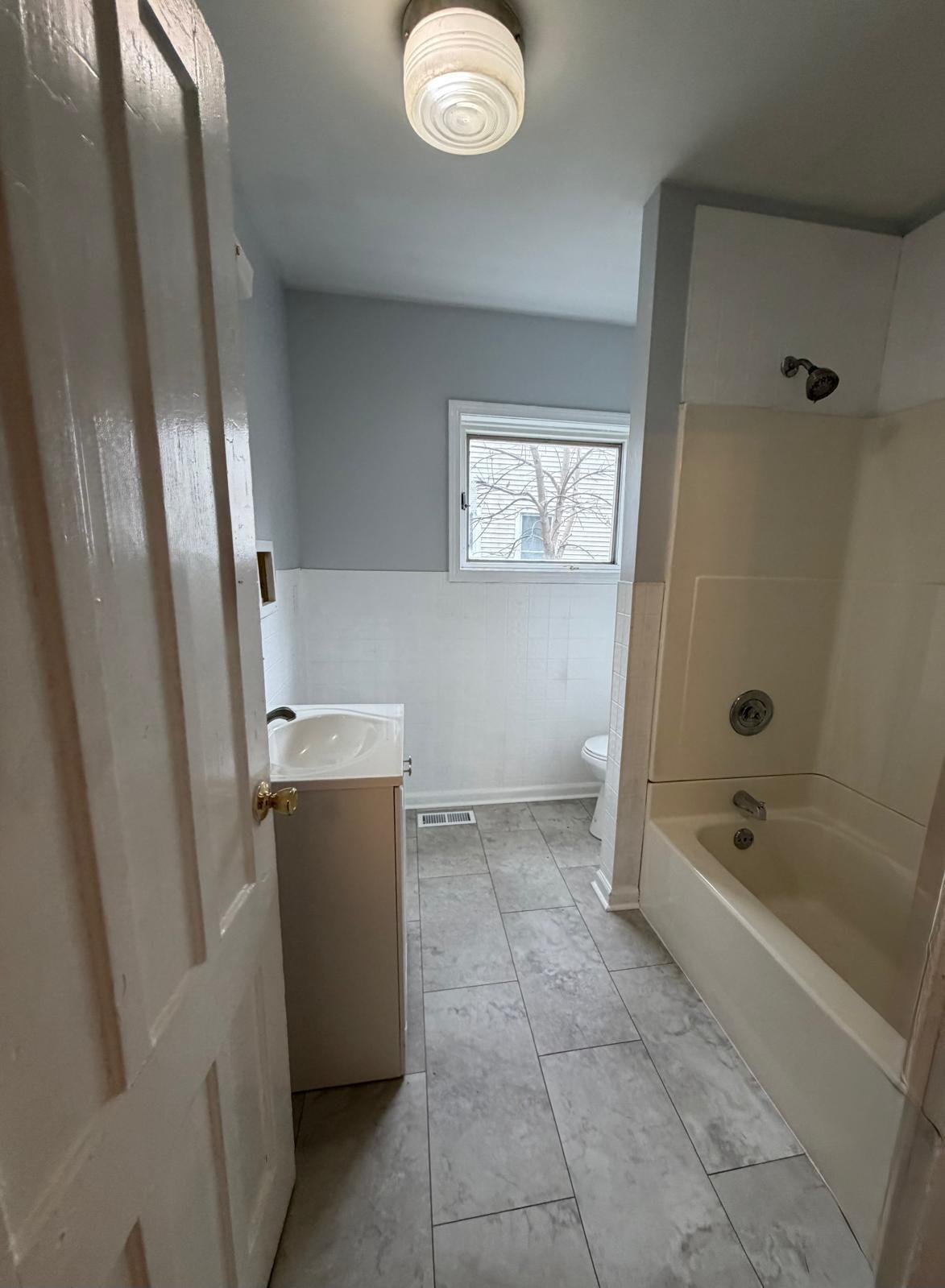 Building Photo - 20 Marvin Ave