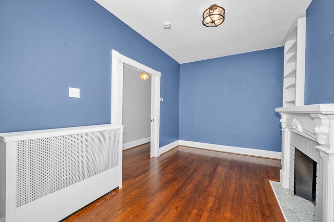 Building Photo - 12 E South St