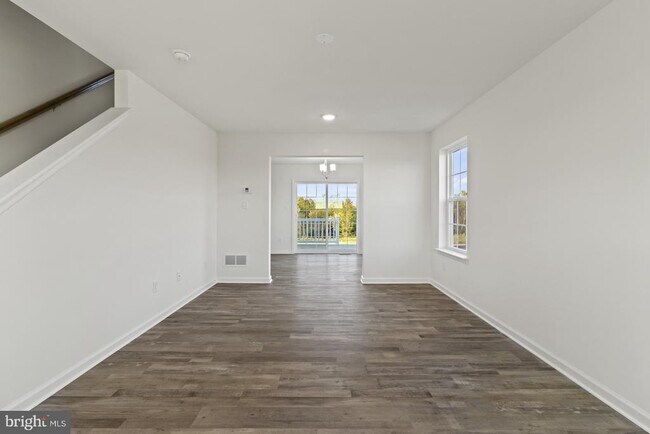 Building Photo - 260 Doylestown