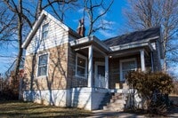 Building Photo - Cute 3Bed 1 Bath on Cul De Sac in College ...