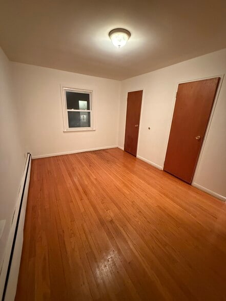 Building Photo - 999 Raritan Rd