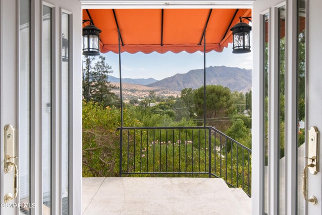 Building Photo - 28329 Foothill Dr