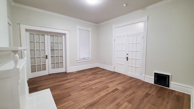 Building Photo - 1720 N Pearl St