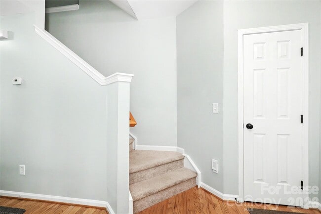 Building Photo - 9446 Cadman Ct