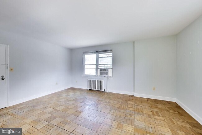 Building Photo - 1720 N Quinn St