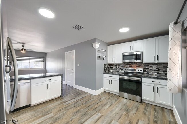 Building Photo - 2728 Alcoa Ave