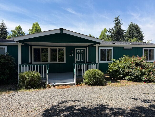 Building Photo - 3-bedroom 2 bath house in Springfield!