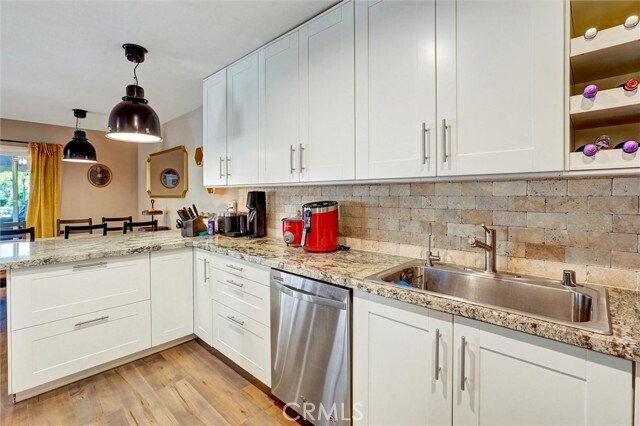 Building Photo - 30767 Canwood St