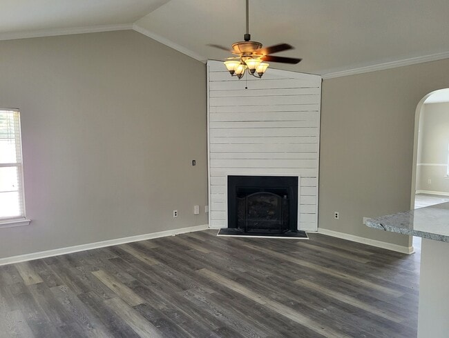 Building Photo - 8300 Neuse Hunter Dr