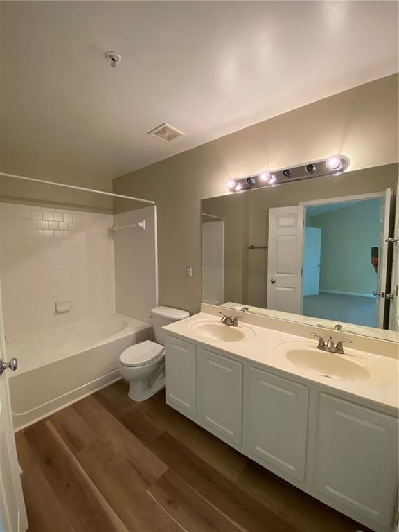 Building Photo - 1285 Kilmington Ct