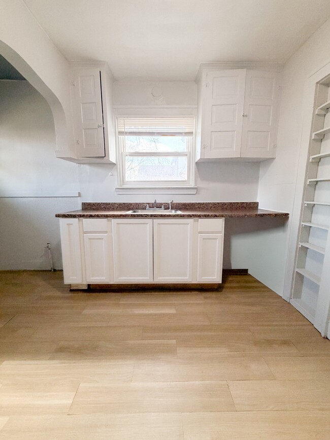 Building Photo - 14600 Strathmoor St