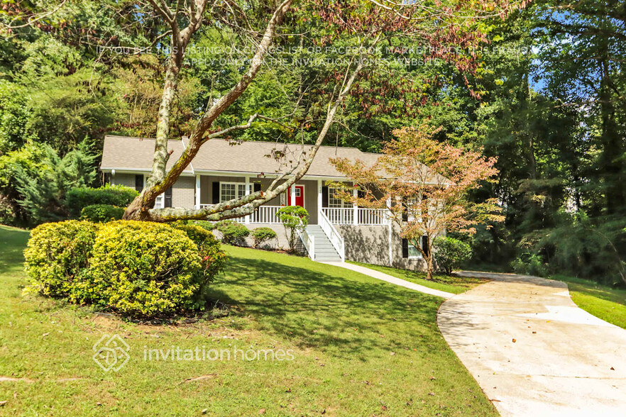 Building Photo - 460 Glendale Ct SW