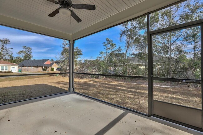 Building Photo - 43 Saralan Gdn Dr