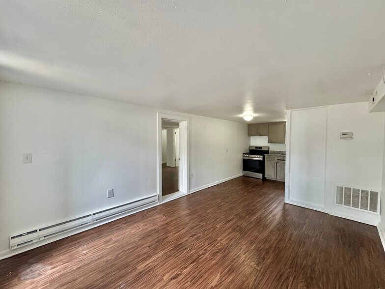 Building Photo - 442 Babb Dr