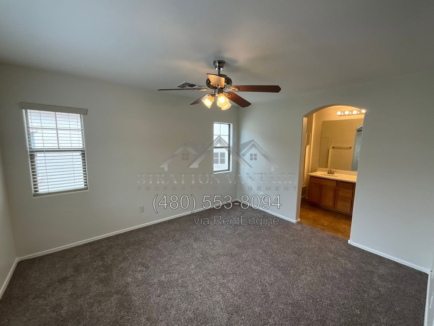 Building Photo - 4737 E Olney Ave