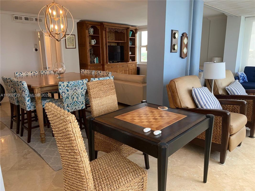 Building Photo - 3600 Galt Ocean Dr