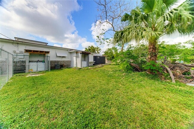 Building Photo - 173 NW 18th St