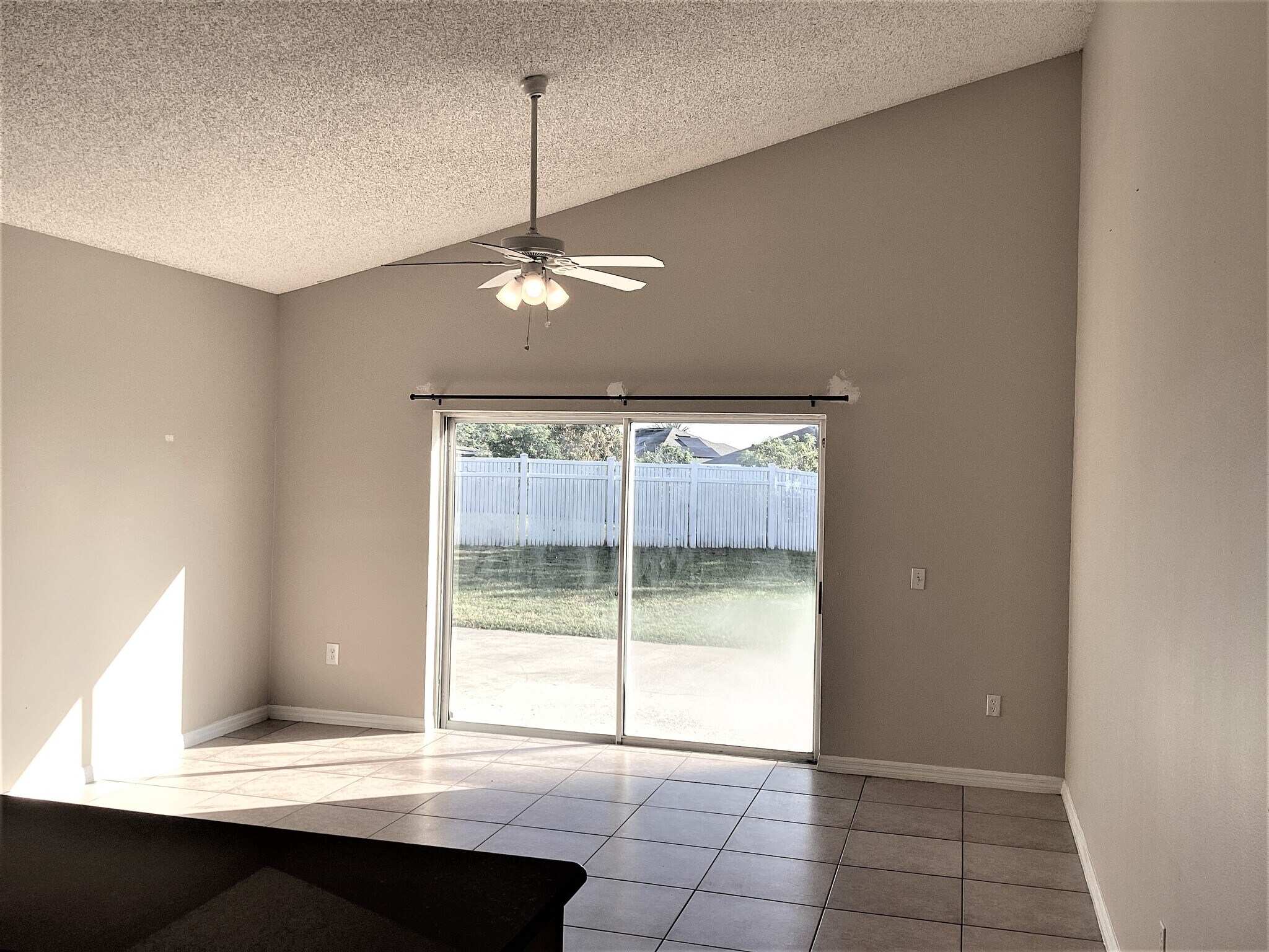 Building Photo - 2809 Sherbrook Ct