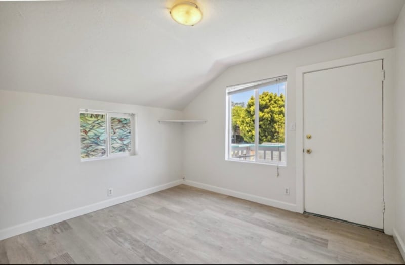 Building Photo - 403 13th Ave